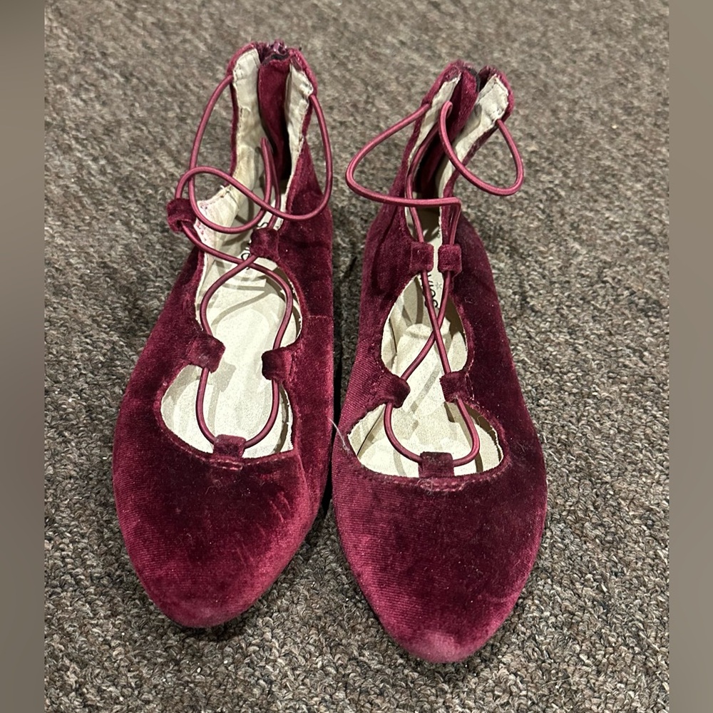 Stevie's Sz 2 Girls Burgundy Velvet Lace-Up Flats dress shoes